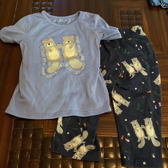 (2) boys pajama sets - Picture 2 of 4